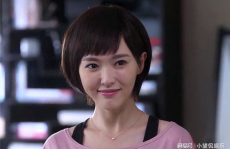 娱乐吃瓜女艺人恋情,甜蜜互动引网友热议