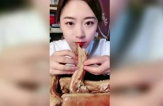 娱乐吃瓜酱女性,揭秘女性在娱乐圈的生存法则